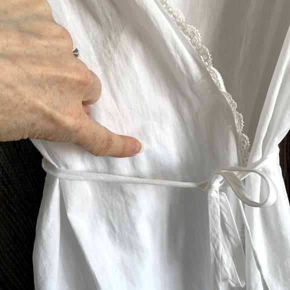 2/$50⭐️ Nordstrom robe by In Bloom - Picture 8 of 11